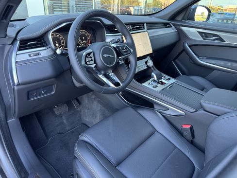 Used 2026 Jaguar F-PACE R-Dynamic S AWD/4WD image 13