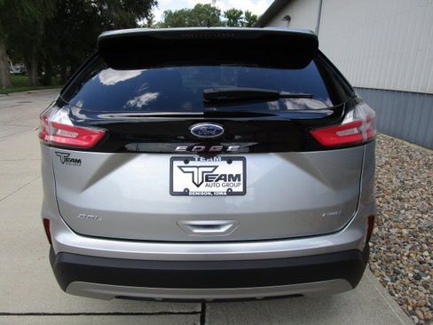 Used 2024 Ford Edge SEL AWD/4WD image 6