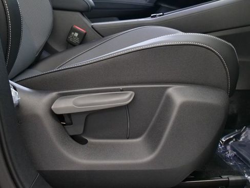 New 2026 Volkswagen Tiguan SE image 17