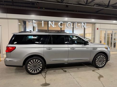 Used 2020 Lincoln Navigator L Reserve w/ Luxury Package image 5