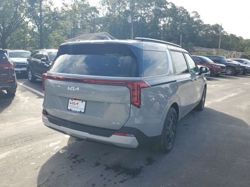 New 2026 Kia Carnival EX FWD image 2