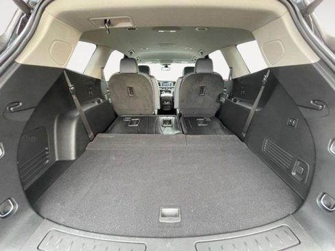 Used 2020 Buick Enclave Premium w/ Surround and Sites Package image 10