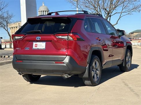 Used 2024 Toyota RAV4 XLE image 3
