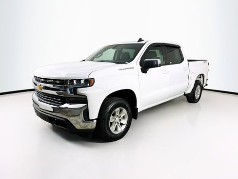 Used 2021 Chevrolet Silverado 1500 LT image 3