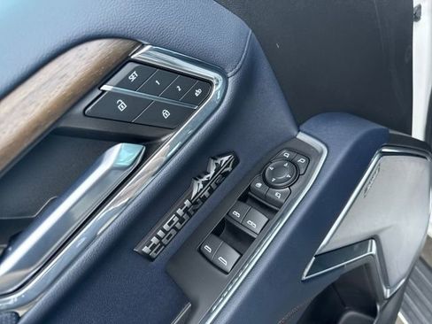 Used 2024 Chevrolet Silverado 1500 High Country image 13