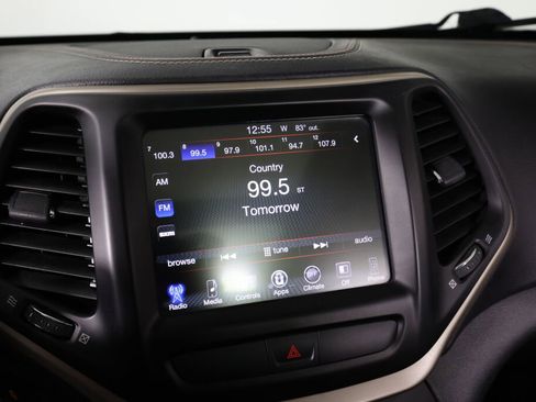 Used 2016 Jeep Cherokee 75th Anniversary image 35