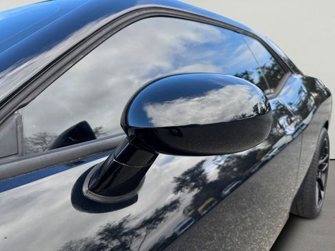 Used 2021 Dodge Challenger SRT Hellcat Redeye image 11