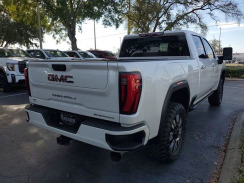 Used 2024 GMC Sierra 2500 Denali w/ Technology Package image 4
