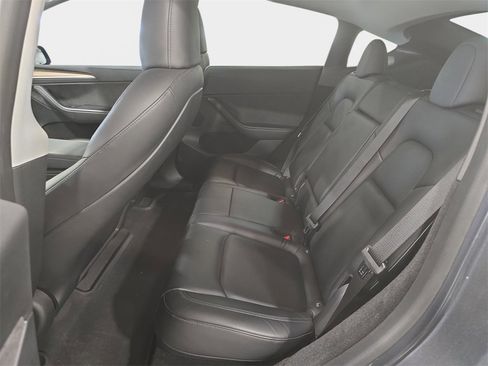 Used 2023 Tesla Model Y Long Range image 12
