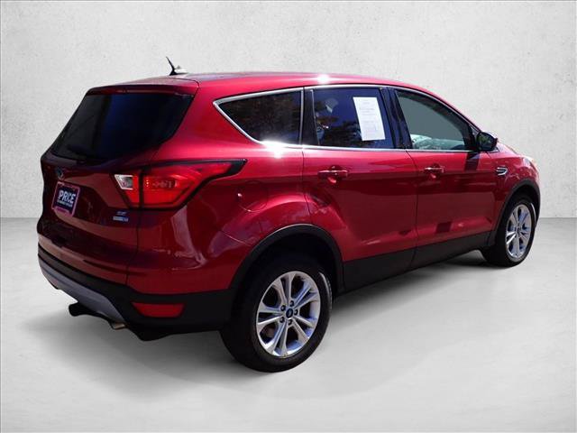 Used 2019 Ford Escape SE AWD/4WD image 4