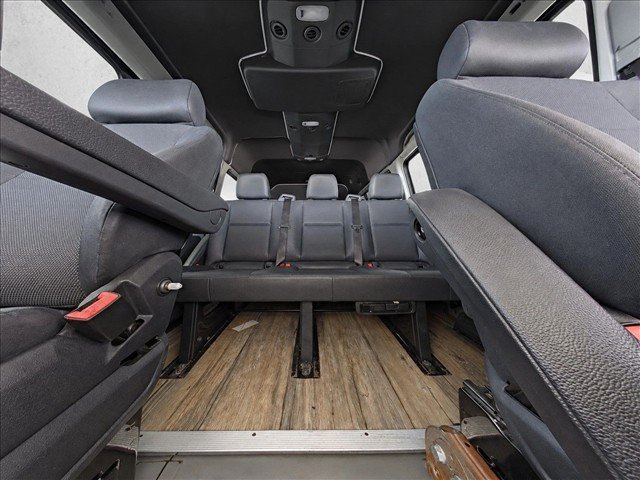 Used 2018 Mercedes-Benz Sprinter 2500 image 29