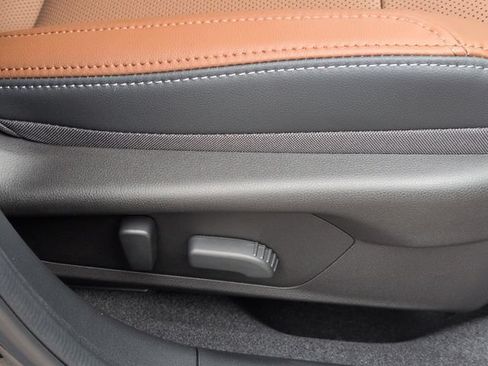 New 2026 Subaru Outback Touring AWD/4WD image 40