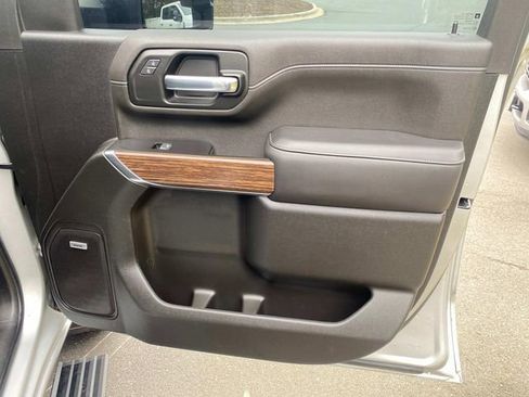 Used 2022 Chevrolet Silverado 2500 High Country w/ Safety Package II image 34