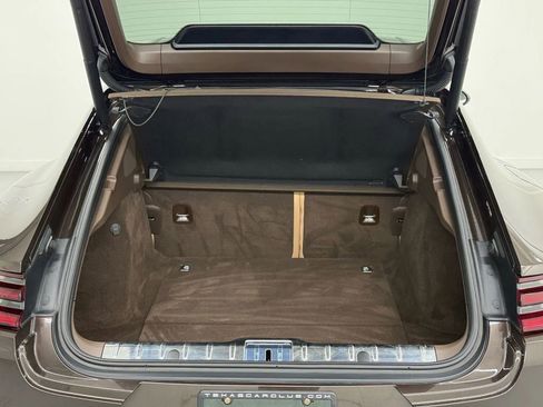 Used 2020 Porsche Panamera image 37