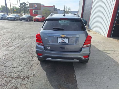 Used 2019 Chevrolet Trax LT w/ LT Convenience Package image 7
