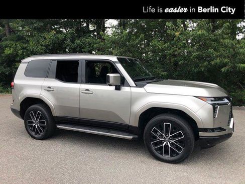 Certified 2025 Lexus GX 550 w/ Accessory Package (2T) AWD/4WD image 1