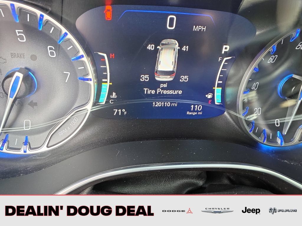 Used 2020 Chrysler Pacifica Limited FWD image 17