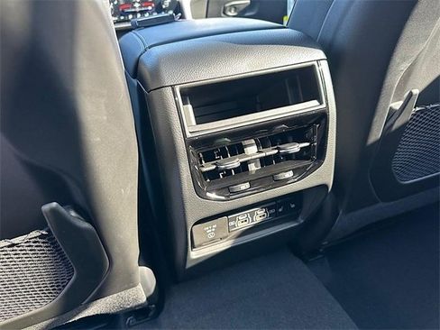 New 2025 Jeep Grand Cherokee Limited image 17