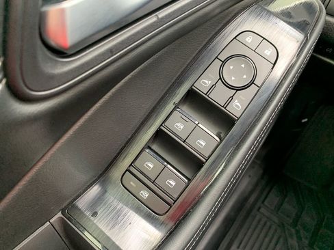 Used 2024 Nissan Rogue SV w/ SV Premium Package image 21