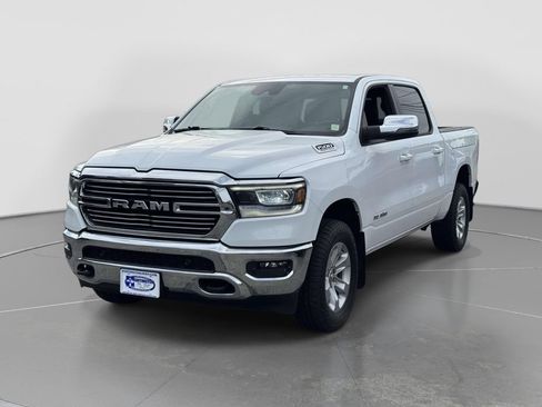 Used 2023 RAM 1500 Laramie AWD/4WD image 3