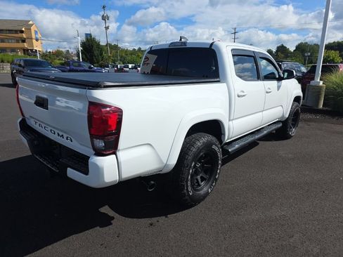 Used 2023 Toyota Tacoma SR5 w/ Technology Package AWD/4WD image 8