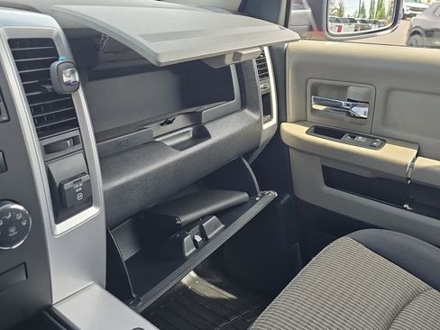 Used 2011 RAM 1500 Big Horn image 31