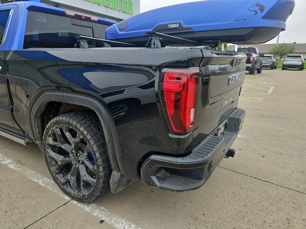 Used 2019 GMC Sierra 1500 Denali w/ Denali Ultimate Package AWD/4WD image 4