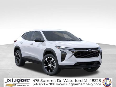 New 2026 Chevrolet Trax RS w/ Driver Confidence Package FWD image 7