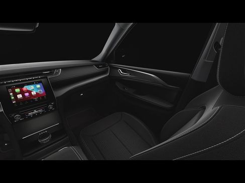 New 2025 Jeep Grand Cherokee L Laredo image 7