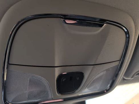 Used 2021 Jeep Cherokee Trailhawk w/ Technology Group image 21