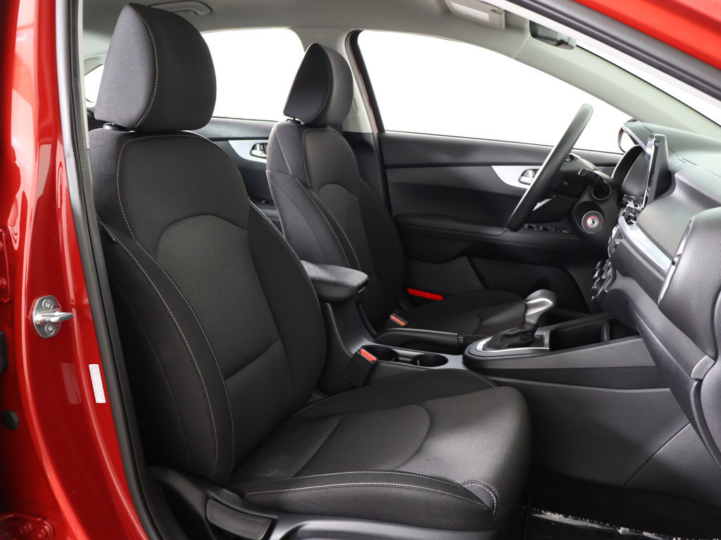 Certified 2024 Kia Forte LXS w/ LXS Technology Package FWD image 30