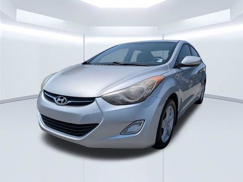 Used 2012 Hyundai Elantra GLS w/ Preferred Pkg 3 FWD image 9