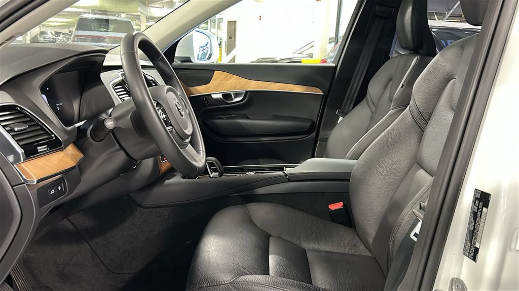 Certified 2024 Volvo XC90 T8 Plus w/ Protection Package AWD/4WD image 10