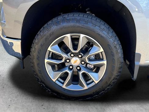 New 2026 Chevrolet Silverado 1500 LT AWD/4WD image 8