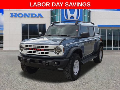 Used 2025 Ford Bronco Heritage Edition AWD/4WD image 10