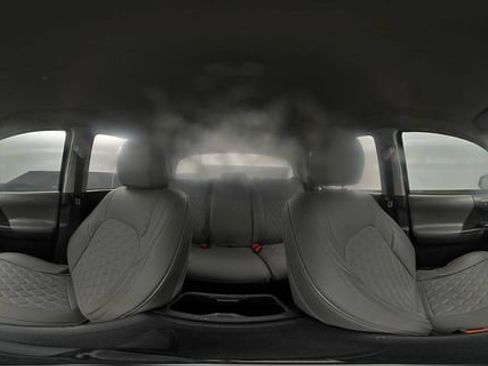 Used 2018 Toyota Tacoma SR w/ SR Convenience Package RWD image 19