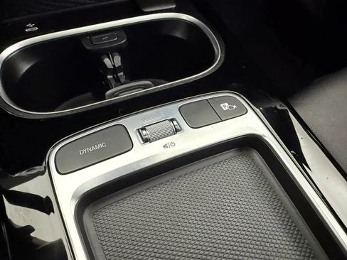 Used 2024 Mercedes-Benz CLA 250 4MATIC image 35