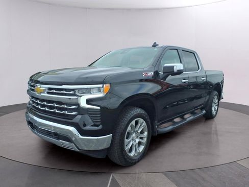 Used 2025 Chevrolet Silverado 1500 LTZ AWD/4WD image 1