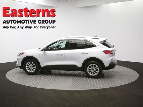 Used 2022 Ford Escape SE w/ Cold Weather Package image 60