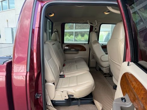 Used 2004 Ford F350 Lariat AWD/4WD image 37