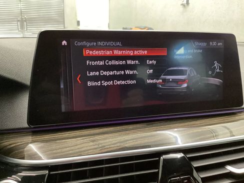 Used 2019 BMW 530i xDrive w/ Convenience Package AWD/4WD image 19