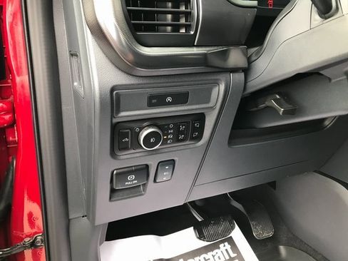 New 2025 Ford F150 Lariat w/ Equipment Group 501A Mid image 7