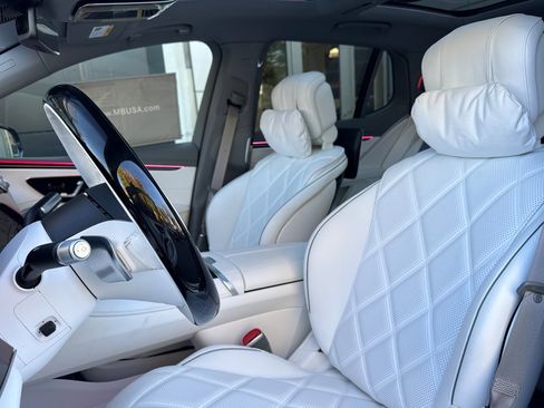 New 2025 Mercedes-Benz Maybach EQS 680 4MATIC image 19