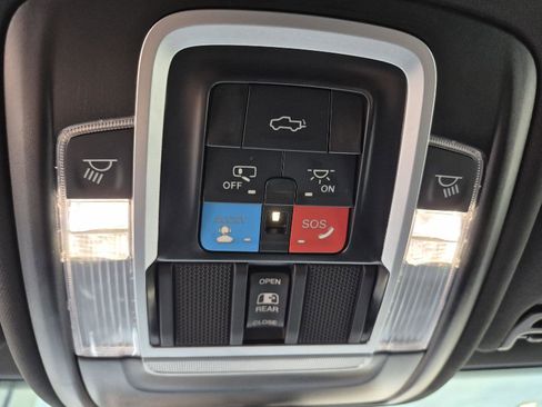 Used 2024 RAM 3500 Laramie w/ Night Edition AWD/4WD image 7