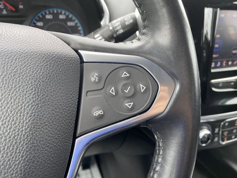 Used 2021 Chevrolet Traverse LT image 20