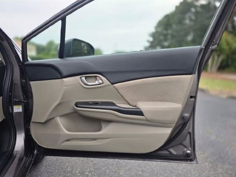 Used 2015 Honda Civic LX image 26