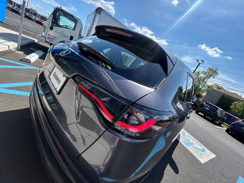 Certified 2023 Honda HR-V LX image 19
