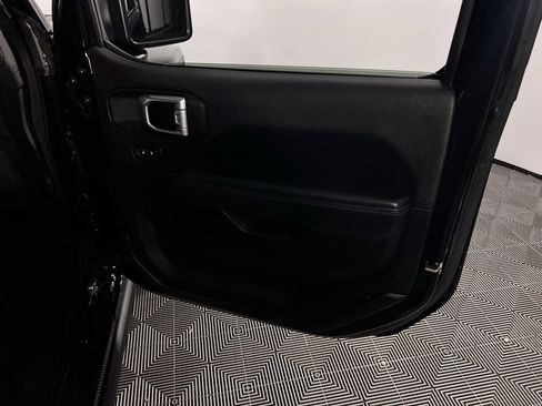 Certified 2022 Jeep Wrangler Unlimited Rubicon 4xe w/ Steel Bumper Group image 34