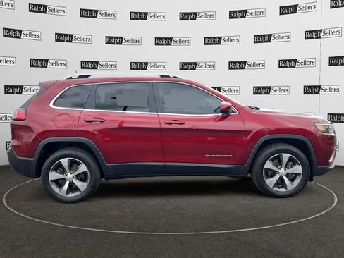 Used 2019 Jeep Cherokee Limited image 6