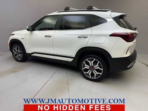 Used 2023 Kia Seltos SX w/ SX Sunroof Package image 3
